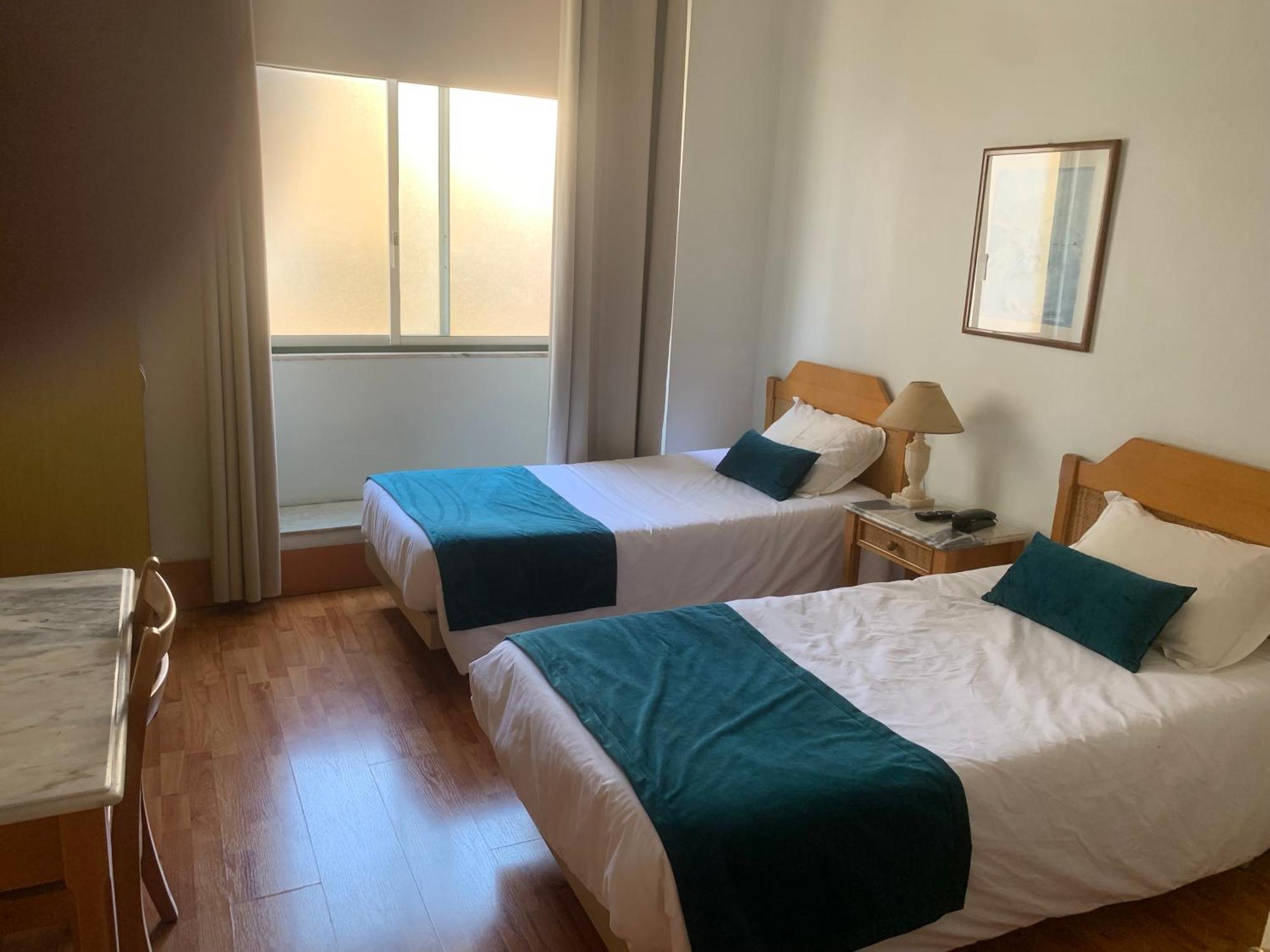 Residencial Roxi Hotel Lisbon Luaran gambar